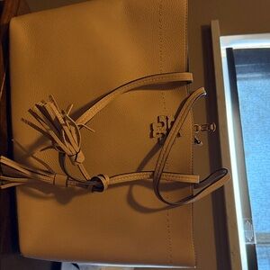 Tory Burch McGraw Beige Handbag